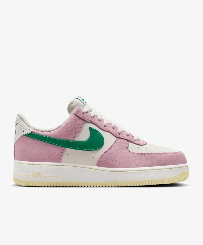 Resim Nike Air Force 1 '07 Lv8