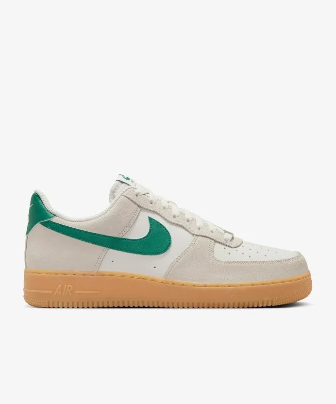 Resim Nike Air Force 1 '07 Lv8