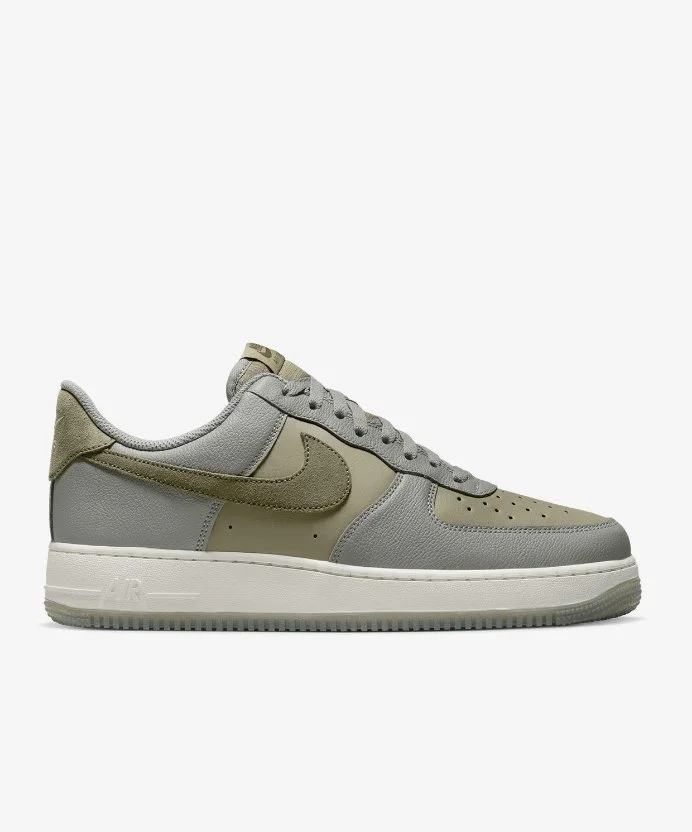 Resim Nike Air Force 1 '07 Lv8