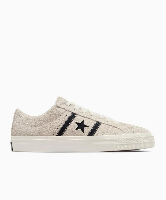 Resim Converse One Star Academy Pro Suede