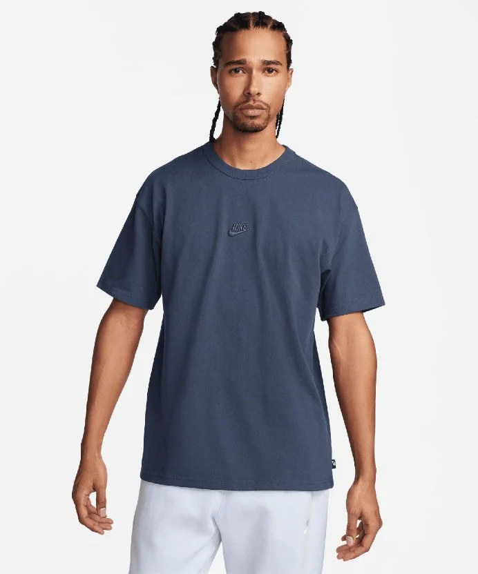 Resim Nike Sportswear Premium Essentials T-Shirt