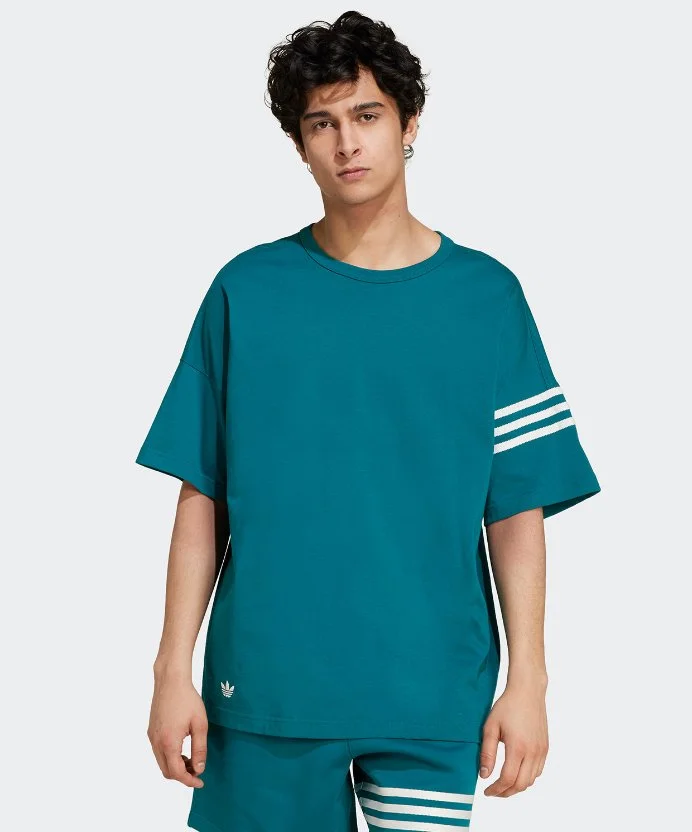 Resim adidas Neuclassics T-Shirt